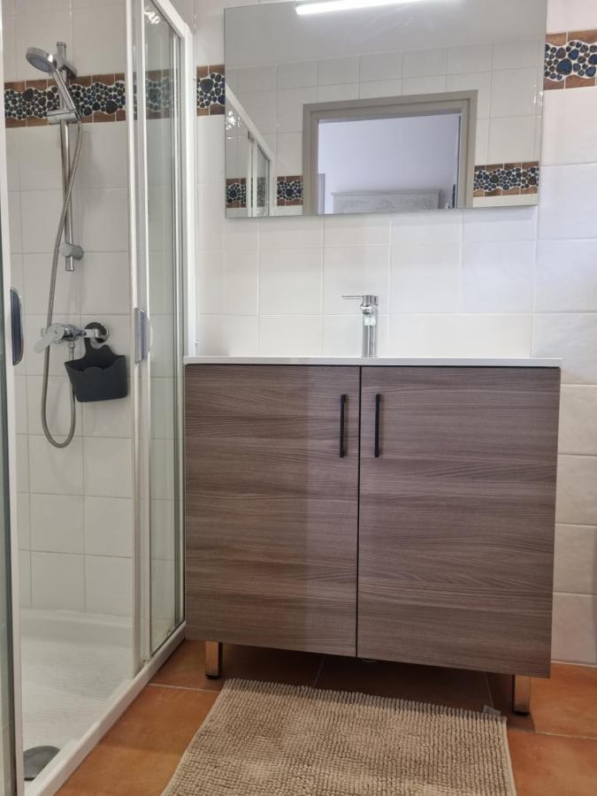 Coustelline Apartment Le Lavandou Luaran gambar
