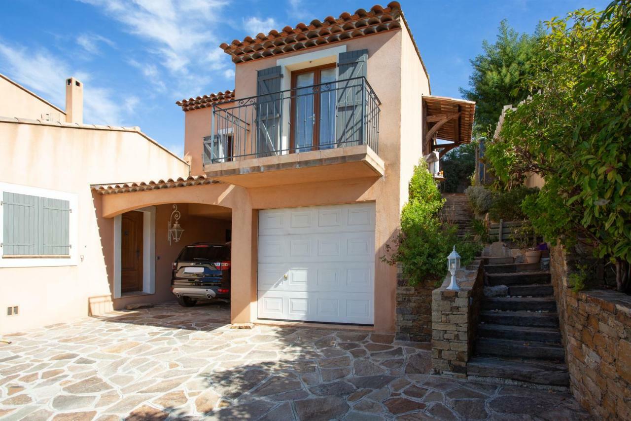 Coustelline Apartment Le Lavandou Luaran gambar